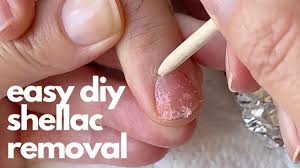 how-to-remove-shellac-nail-polish