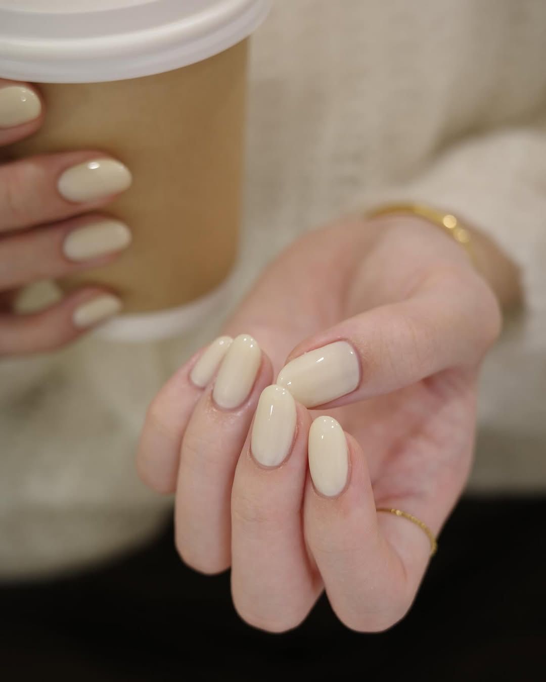 best-nails-shape-for-short-fingers-2-min